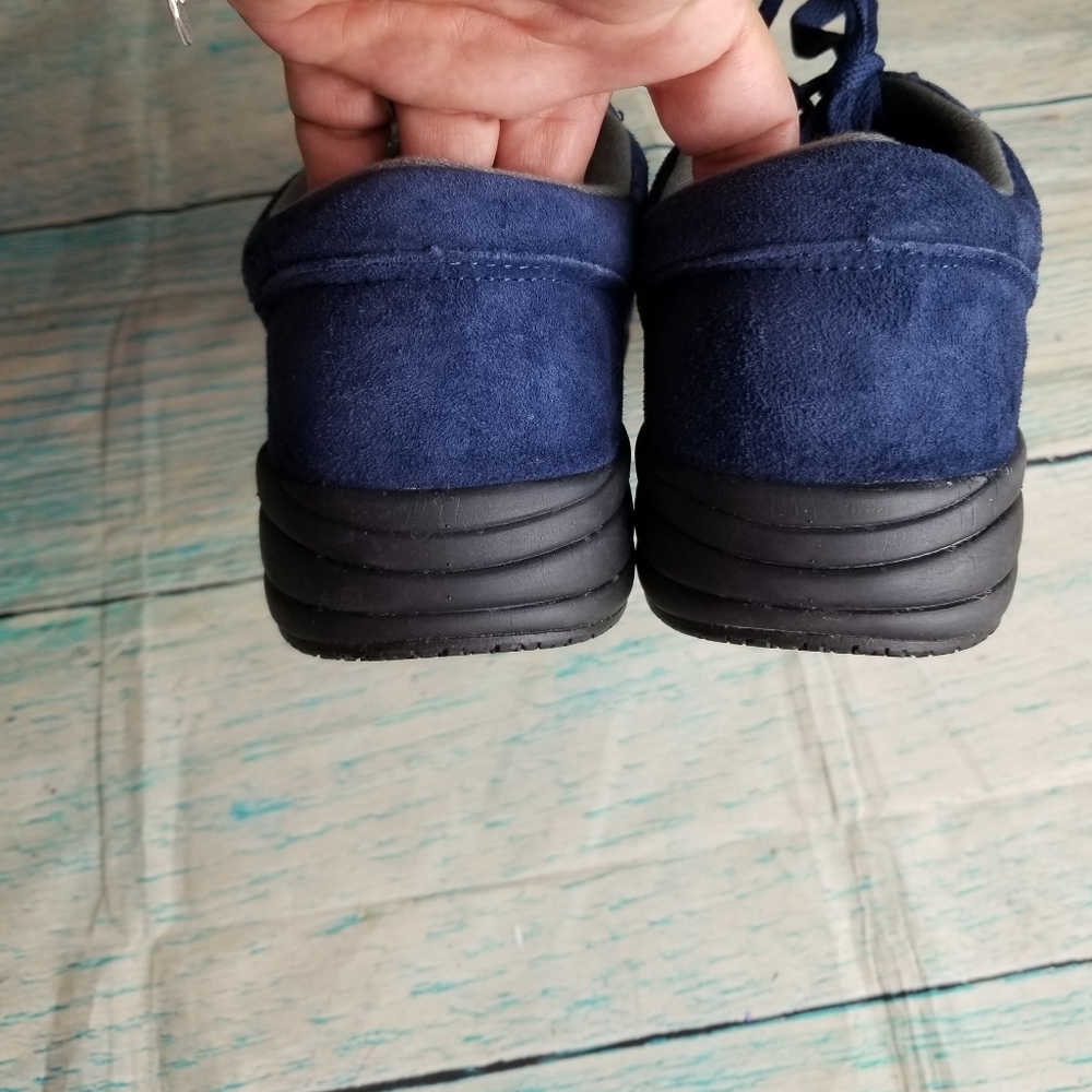 Propet washable suede walking shoes size 5.5 - Picture 2 of 6